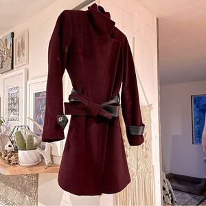 Badgley Mischka burgundy trench coat  🧥